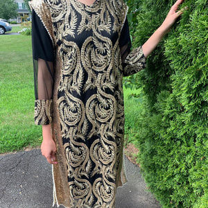 Indian/Pakistani Ethnic Wear: Black & Gold Kameez